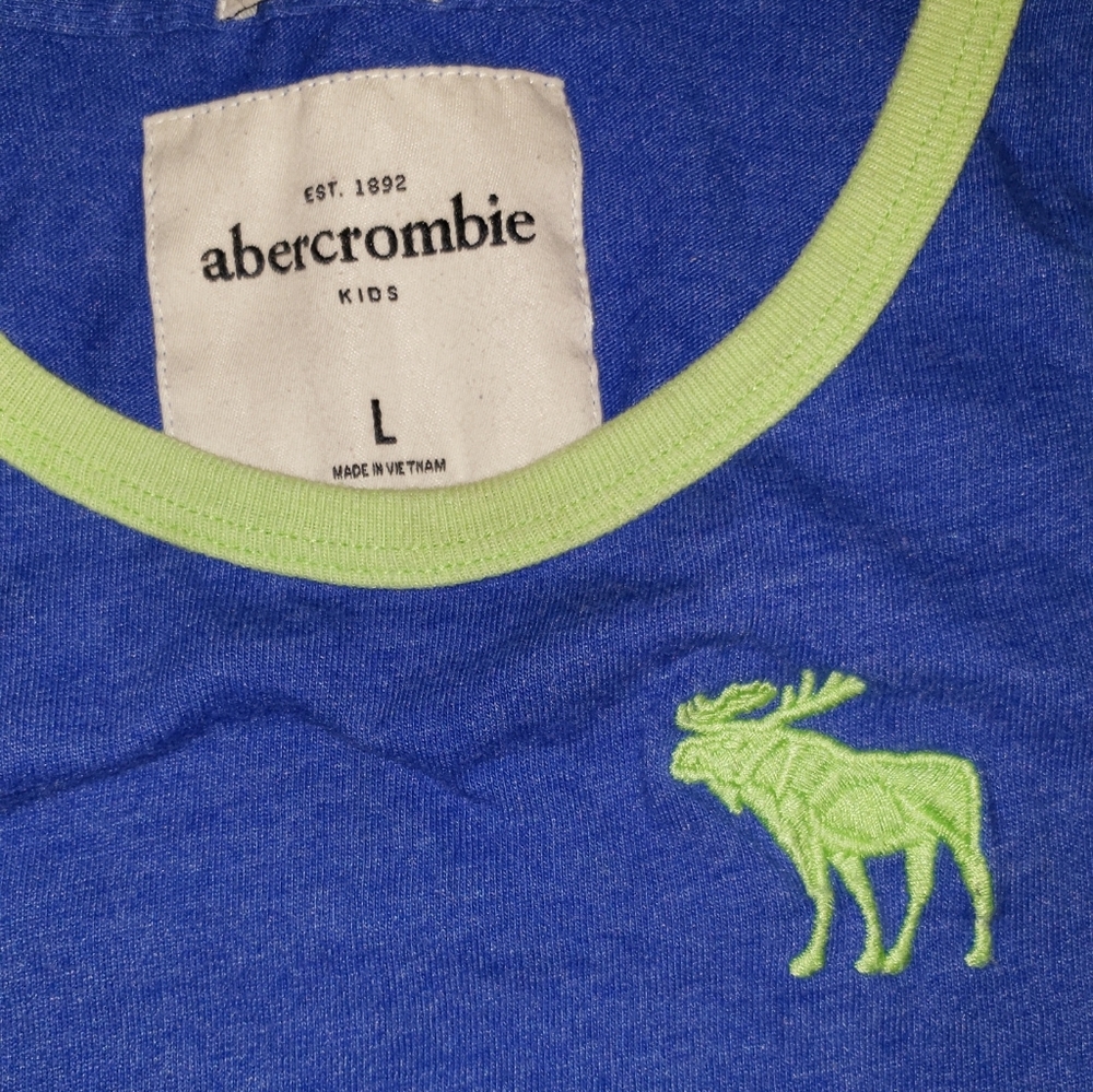 Tank Top Bundle - Picture 3 of 8